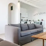 Villa Ortus White Cycladic Lux With Private Pool 3Bed & 3Bath!